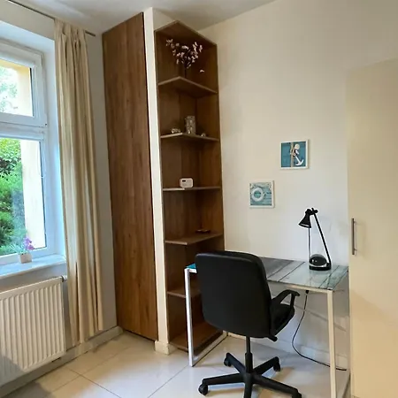 Home3city Tulipan Apartamento *